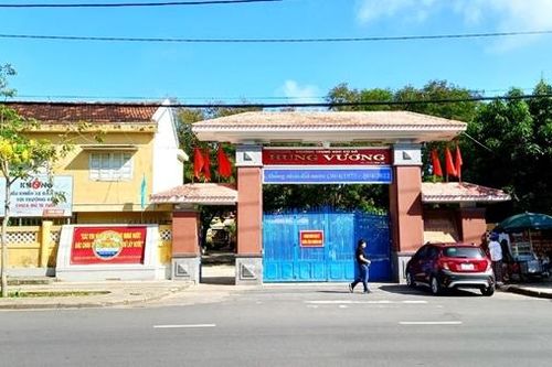 Tạm đình chỉ công tác nữ giáo viên đánh học sinh