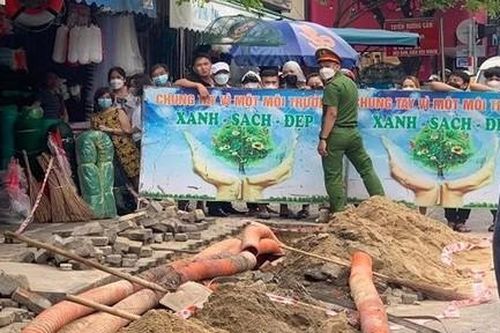 Vụ thi thể trong đường cống ở Đà Nẵng: Có thể nạn nhân trộm cáp và bị điện giật