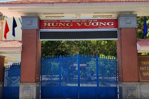 Đình chỉ cô giáo đánh học sinh... ngáp to trong lớp