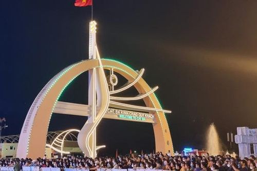 Hải Phòng: Ấn tượng khai mạc du lịch Cát Bà xanh 2022