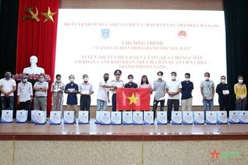 Tuyên truyền biển, đảo cho ngư dân, học sinh Đà Nẵng và Quảng Nam