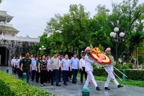 Sôi nổi các hoạt động kỷ niệm Chiến thắng Điện Biên Phủ