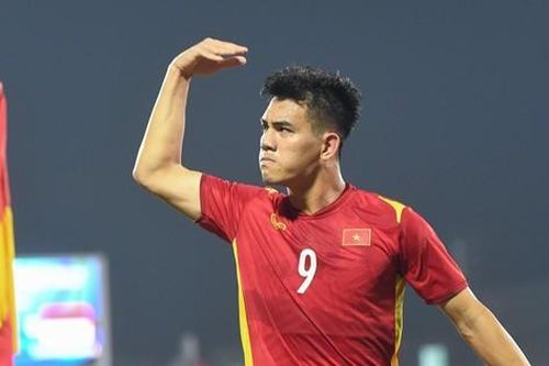 CĐV Indonesia thừa nhận 'thua không ngóc đầu nổi' trước Việt Nam