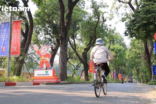 Đường phố Thủ đô ngập tràn không khí đón chào SEA Games 31