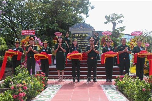 Khánh thành bia kỷ niệm nơi hợp nhất các trường thiếu sinh quân Quân khu 9