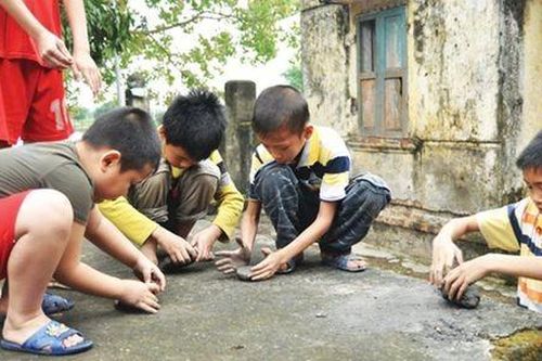 Chuyện tầm phào của đám trẻ phố Hàng Bột (Những năm 50 – 60 thế kỷ trước)