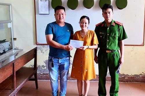 Trả lại hơn 35 triệu đồng cho người chuyển nhầm vào tài khoản