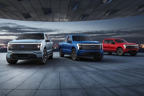Đại lý Ford bán F-150 Lightning trưng bày có thể bị phạt nặng