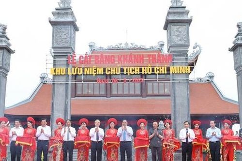 Thủ tướng dự Lễ khánh thành Khu lưu niệm Chủ tịch Hồ Chí Minh tại Thái Bình