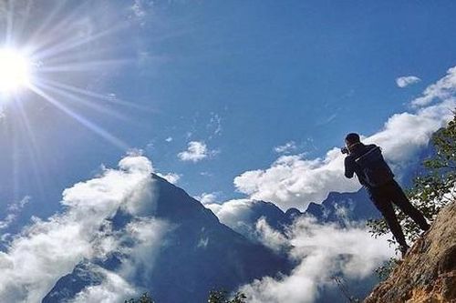 Du lịch leo núi hấp dẫn du khách