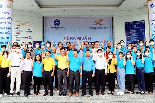 An Giang ra quân truyền thông, vận động người dân tham gia bảo hiểm xã hội, bảo hiểm y tế