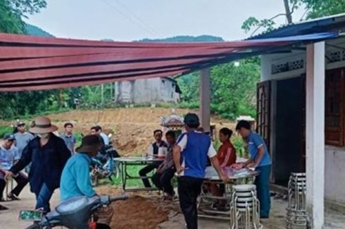 Bé gái 10 tuổi đuối nước thương tâm khi đi bắt ốc