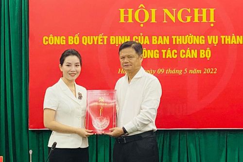 Hà Nội: Giới thiệu nhân sự bầu giữ chức Phó Chủ tịch UBND quận Hà Đông, Tây Hồ