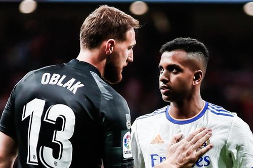 Atletico Madrid từ chối xếp hàng đón tân vương Real Madrid