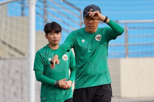 Không khí căng thẳng bao trùm buổi tập của U23 Indonesia