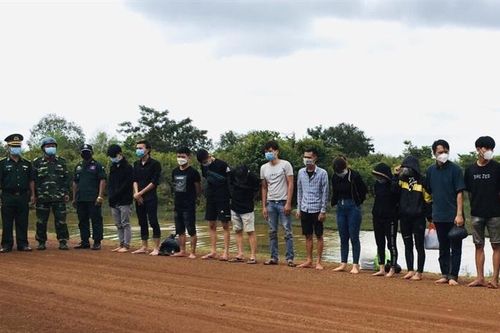 Phối hợp giữ vững an ninh, trật tự trên biên giới