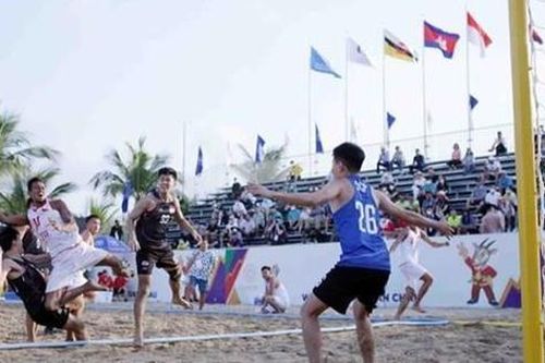 Bóng ném bãi biển Việt Nam giành chiến thắng trước Singapore ở trận lượt về