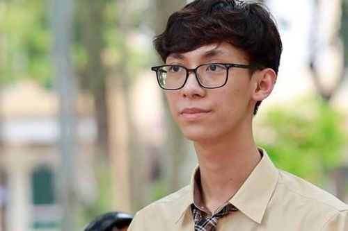 Câu chuyện chàng trai đạt 8.0 IELTS với đầu vào chỉ 3.5 và lớp học toàn cao thủ IELTS