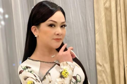 Ca sĩ Như Quỳnh bày tỏ nỗi nhớ dành cho người mẹ quá cố, bất ngờ nhắc về chồng cũ