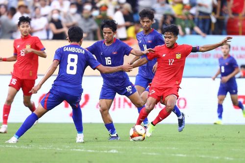 SEA Games 31: U.23 Campuchia thắng đậm U.23 Lào