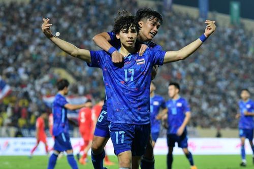 Tiền vệ U23 Thái Lan hạnh phúc khi chọc thủng lưới đội bóng cũ Singapore