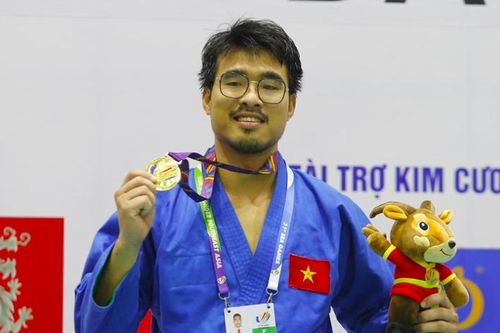 Võ sỹ loạn thị hạnh phúc khi bảo vệ thành công HCV SEA Games