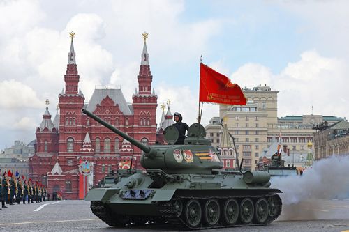 Lễ kỷ niệm ngày Chiến thắng khác biệt của Nga và Ukraine