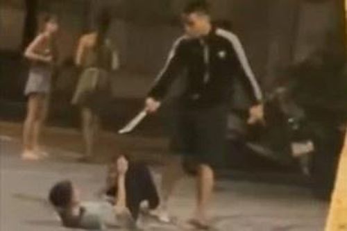 Xác minh vụ thanh niên dọa chém người gây náo loạn phố 'Tây' Đà Nẵng