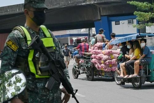 Nổ súng ở điểm bỏ phiếu bầu tổng thống Philippines, 3 người chết