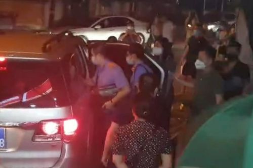 'Đường đi' của 110 triệu đồng hối lộ cựu Đại tá Phùng Anh Lê