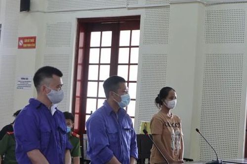 Trai làng 'chiêu đãi' bạn bằng ma túy trong khách sạn