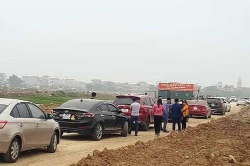 Thị trường đất nền phát triển quá 'nóng' dẫn đến nhiều hệ lụy