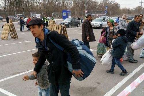 Nga chuyển thêm viện trợ nhân đạo tới khu vực miền Đông Ukraine