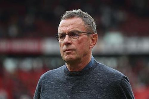 Ferdinand chỉ trích Rangnick vì để lộ chuyện cơ mật ở Man United