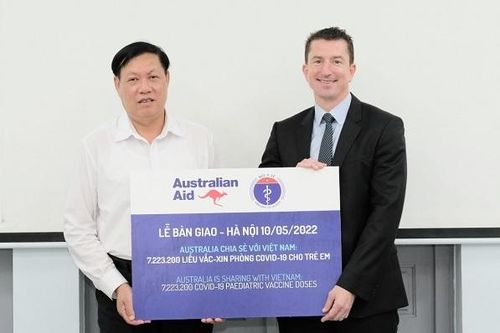 Australia tài trợ Việt Nam 7,2 triệu liều vaccine Moderna tiêm cho trẻ 5 - dưới 12 tuổi