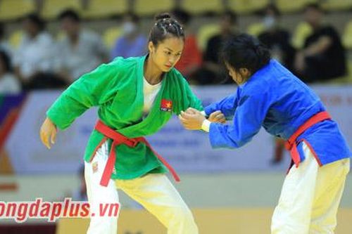 Tô Thị Trang mang Huy chương vàng đầu tiên về cho Đoàn Việt Nam tại SEA Games 31