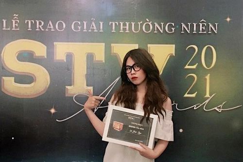 Nữ sinh Hải Phòng chia sẻ bí quyết đạt 27,5 điểm tổ hợp KHXH chỉ sau 40 ngày ôn luyện