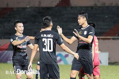 Kết thúc lượt đi vòng loại giải hạng Nhì quốc gia – Cúp Alpha 2022: Trẻ Quảng Nam, Đồng Nai dẫn đầu 2 bảng