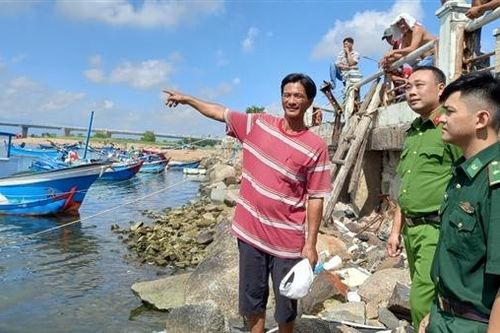 Ngư phủ liên tiếp cứu 2 người tự tử