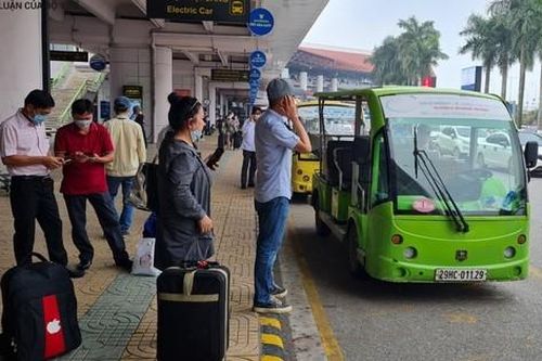 Bộ GTVT 'siết' quản lý ô tô điện chở khách du lịch