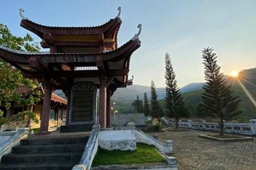 Chư Tan Kra hồi sinh