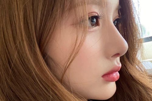 Đại diện sắc đẹp thế hệ mới