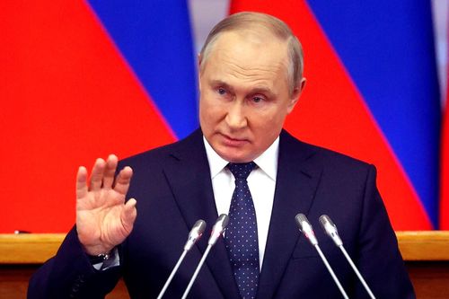 Tổng thống Putin bổ nhiệm 5 thống đốc cùng lúc