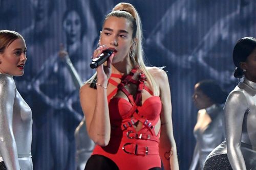 Phong cách táo bạo của Dua Lipa