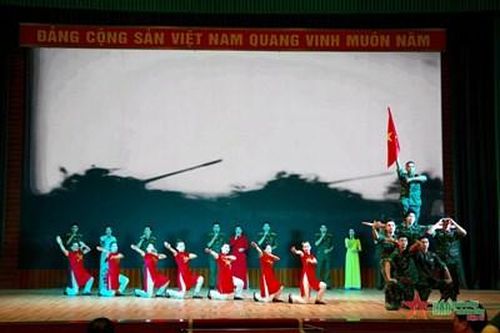 Liên hoan Dân vũ trong phụ nữ Quân đoàn 2
