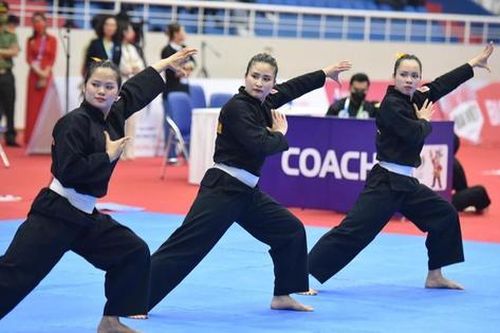 Đoàn thể thao Việt Nam vươn lên dẫn đầu bảng tổng sắp huy chương