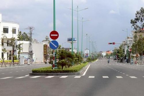 Công an kiểm tra việc đền bù, tái định cư ở đại lộ đẹp nhất tỉnh Bình Thuận