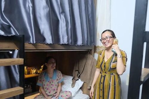 Khách sạn trên 'phố Tây' Bùi Viện đổi mới để hút khách sau dịch