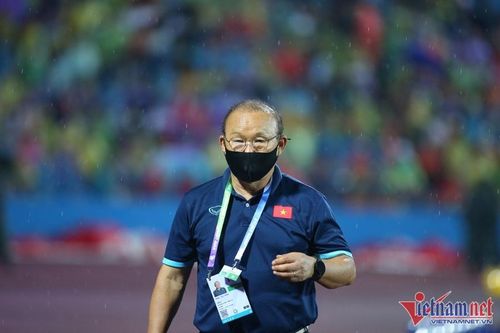 Thầy Park sửa U23 Việt Nam thế nào sau tai nạn