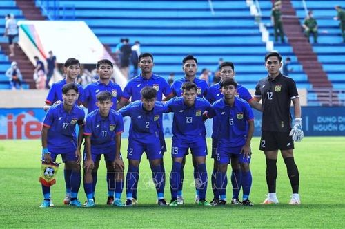 U23 Lào cải thiện chiến thuật và tinh thần đồng đội trước khi đối đầu với U23 Malaysia